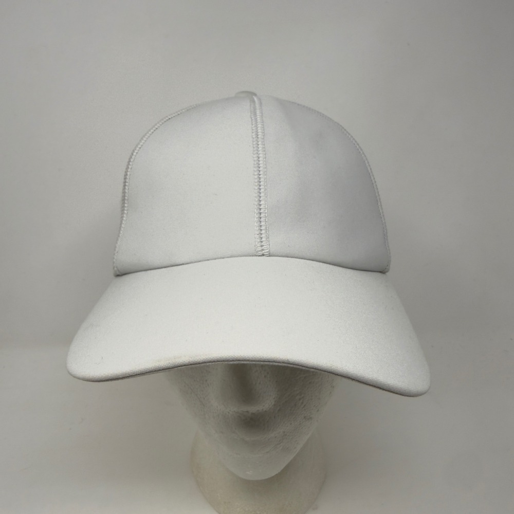 Lululemon Fast and Free Running Hat White Atlanta Hawks Logo Adjustable Cap